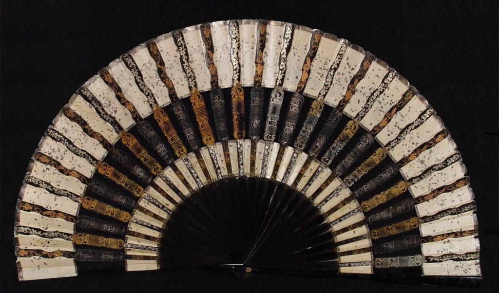 Folding Fans Conservation After Treatment