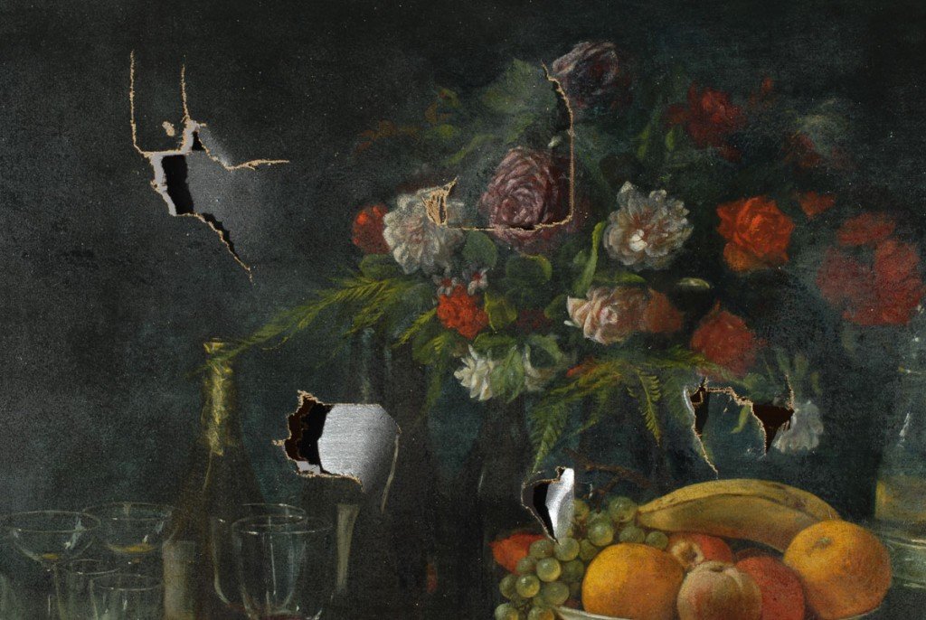 The mentioned five holes painting