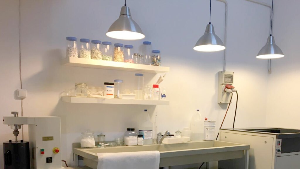 View of the workshop whre the course will be given, Minium
Vista del taller en el que se realizará el curso